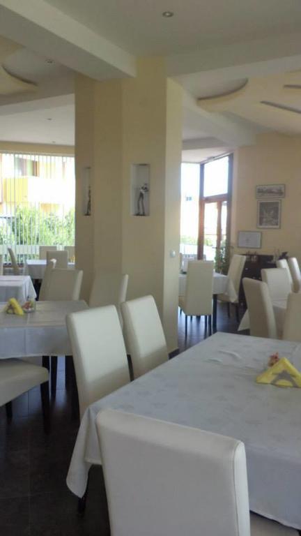חאסקובו Happy Ring Guest Rooms מראה חיצוני תמונה